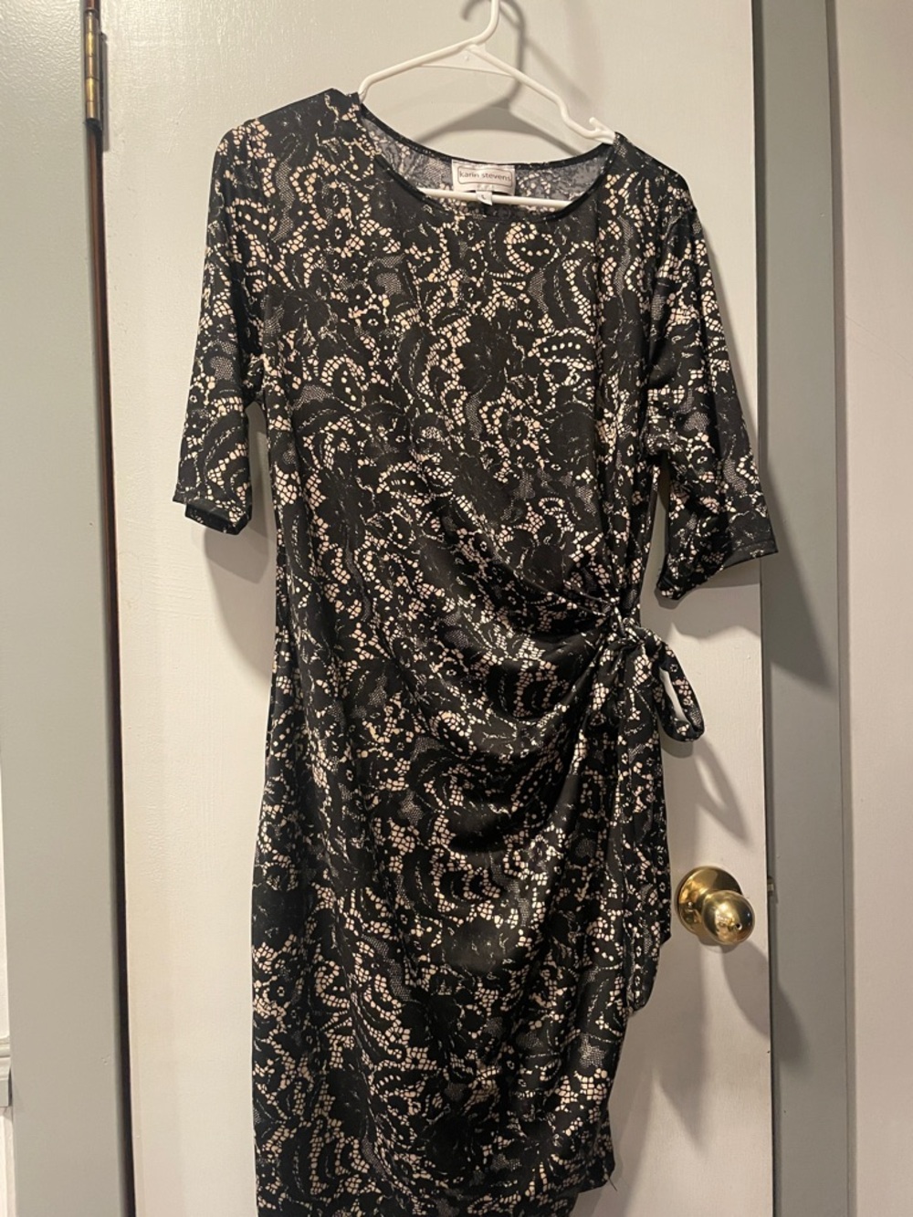 Karin Stevens Black & Cream Floral Tie-Waist Women’s Dress size large